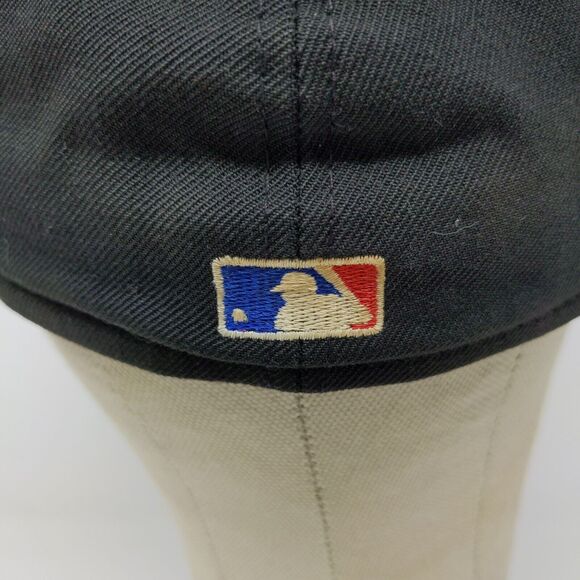 New Era 59Fifty MLB New York Yankees Black Red Baseball Cap Hat Size 7 1/8 Logo - Picture 8 of 11
